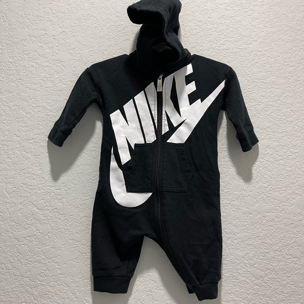 Baby Nike clothes